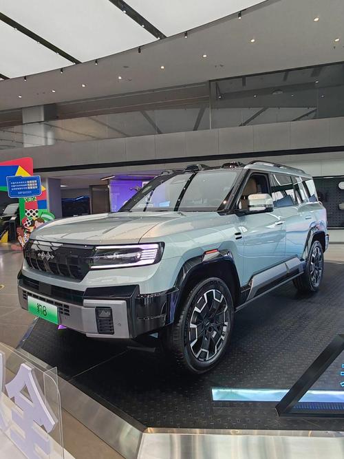 广州63比亚迪方程豹硬派越野的爆款，英菲尼迪35周年与你共成长